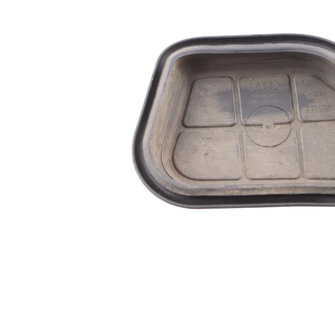 Spundlochdeckel Seitliche Verkleidung Vorne Rechts für Audi A4 B8 mit Teilenummer 8K0803594 Audi A4 B8 Spundlochdeckel Seitliche Verkleidung Vorne Rechts - SKU 8K0803594 - Teilenummer 8K0803594