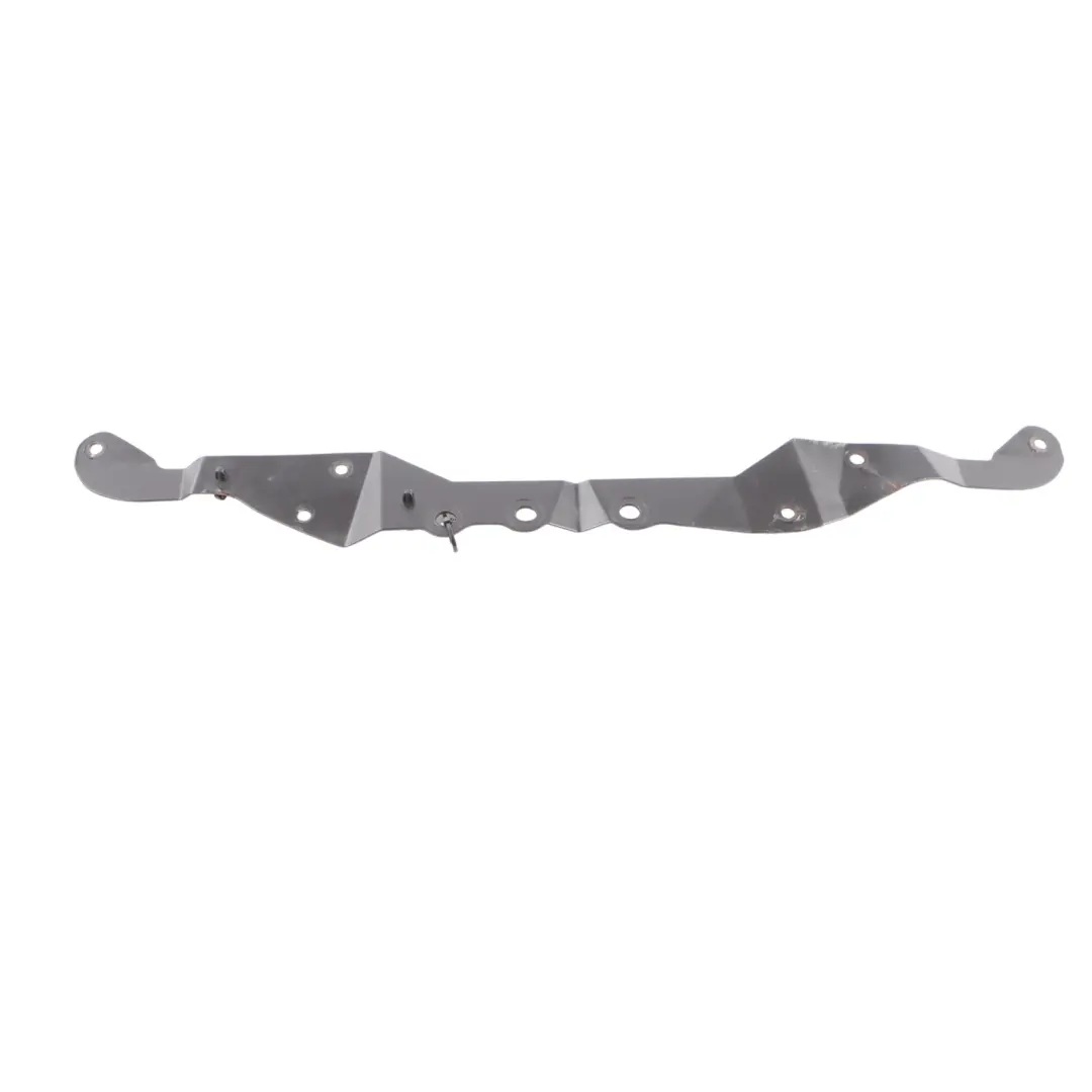 Górny Wspornik Wzmocnienia Chłodnicy do Audi RS4 B8 RS5 8T o numerze 8K0805715 Audi RS4 B8 RS5 8T Górny Wspornik Wzmocnienia Chłodnicy - SKU 8K0805715 - Numer Części 8K0805715