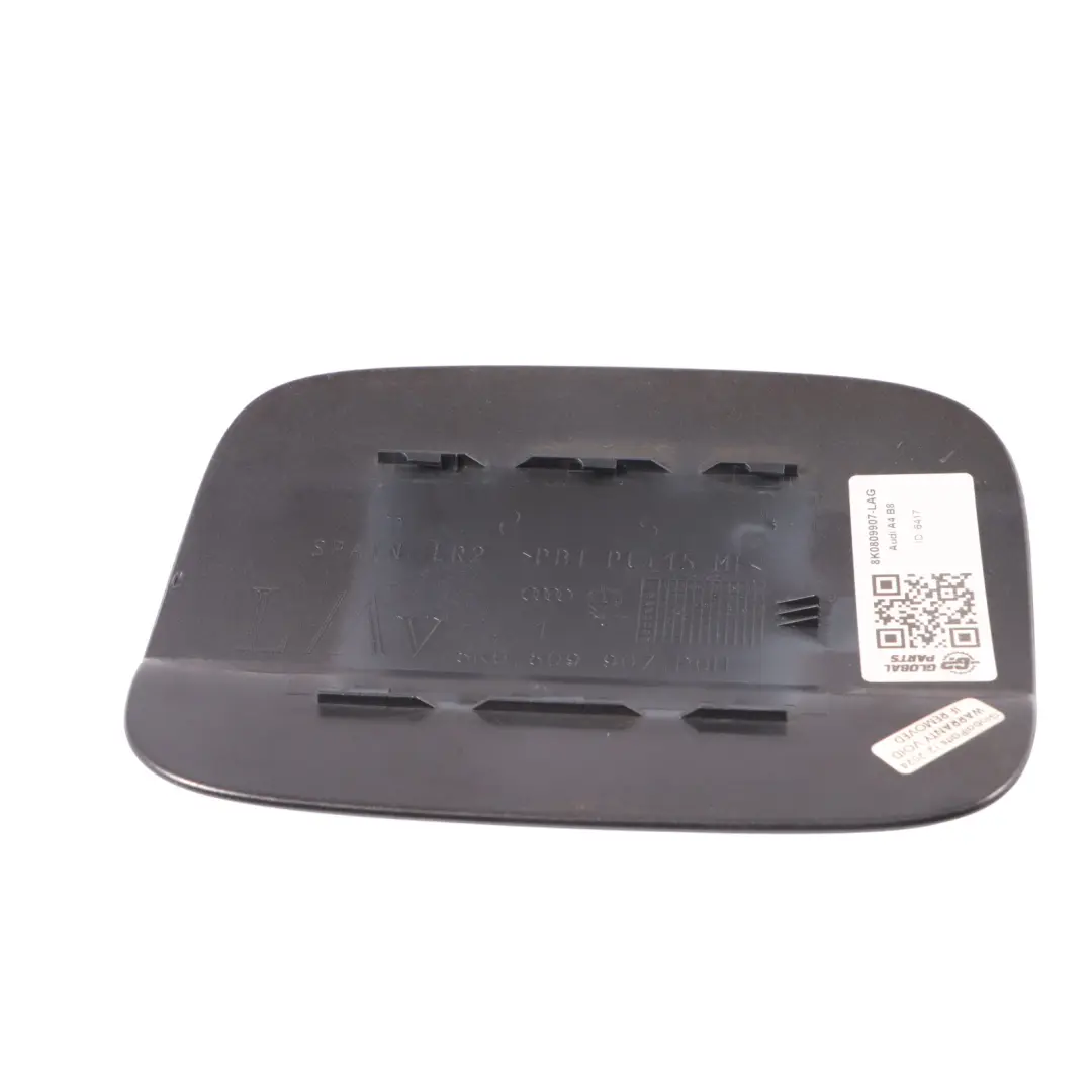 Audi A4 B8 Couvercle du bouchon réservoir carburant Gris Lava Pearl Effect Z7L - SKU 8K0809907-LAG - Numéro de pièce 8K0809907