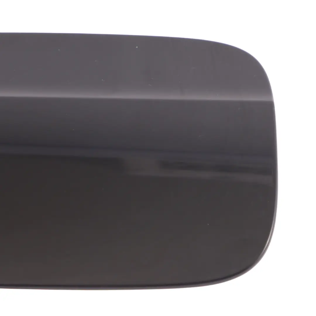 Audi A4 B8 Capuchon de trappe à carburant noir fantôme - Z9Y 8K0809907 - SKU 8K0809907-PHB - Numéro de pièce 8K0809907-PHB