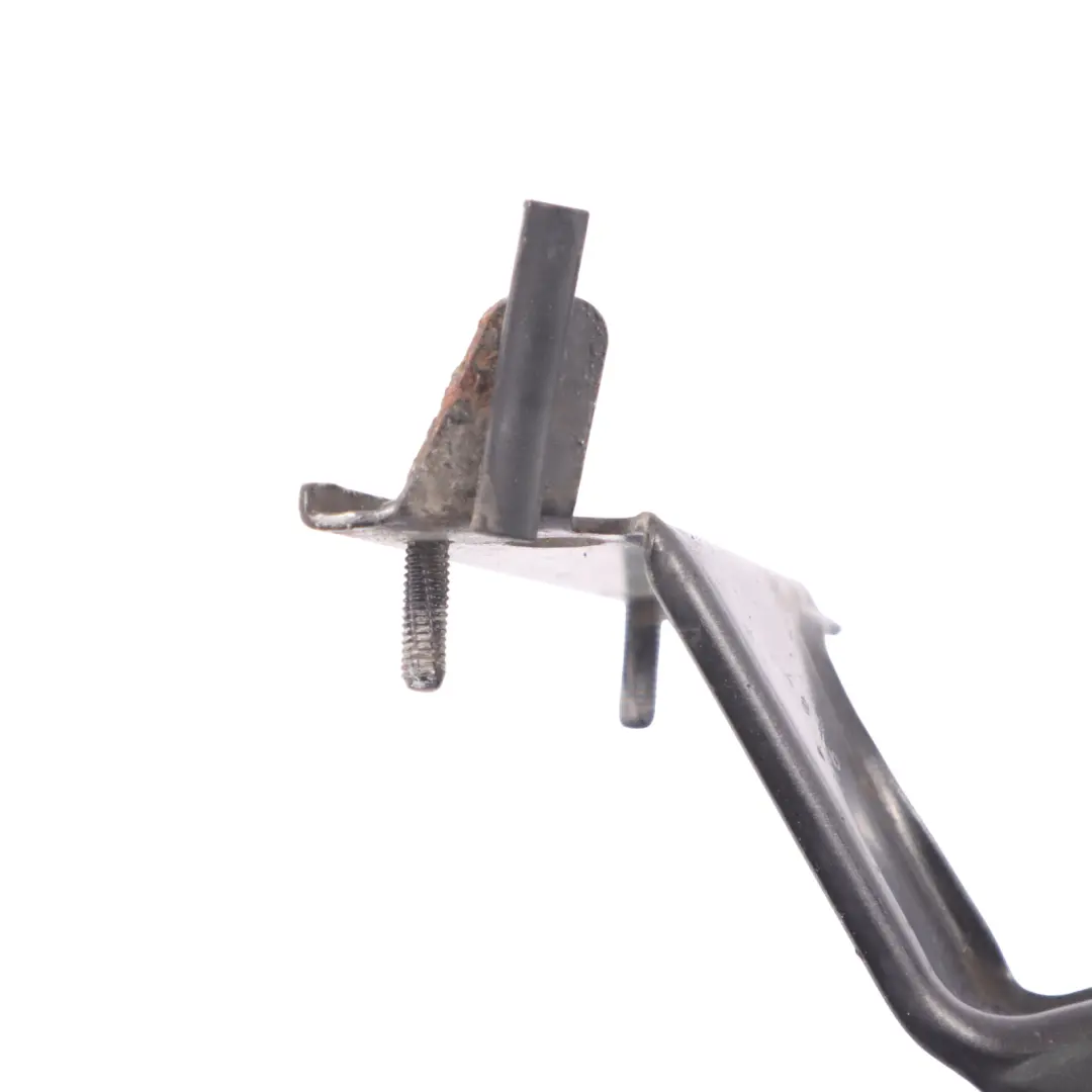 Audi A4 B8 Soporte Guía Delantera Inferior Montaje Soporte Izquierdo - SKU 8K0821135P - Número de pieza 8K0821135P
