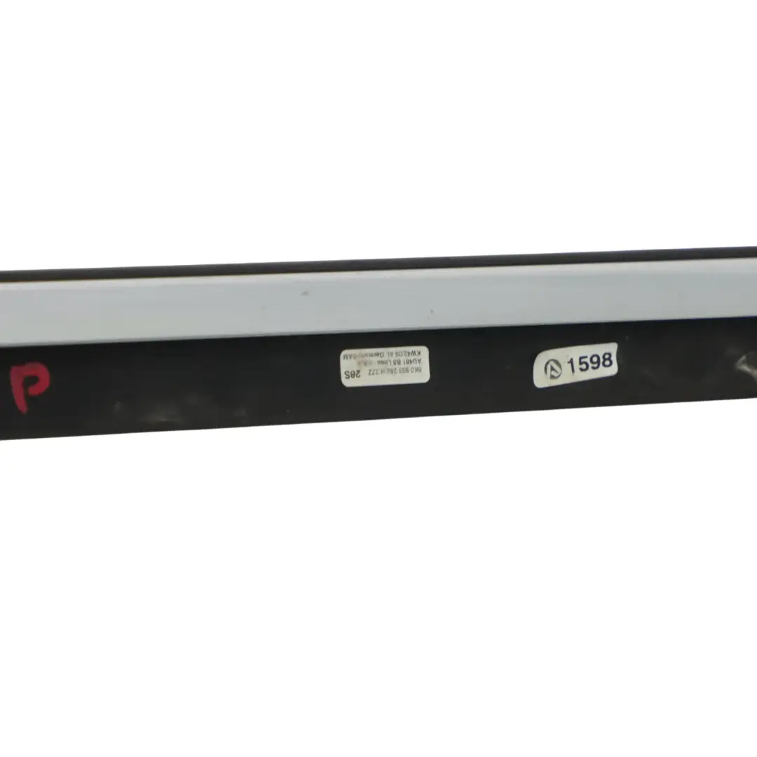 Audi A4 B8 Joint de vitre avant Porte gauche Joint d'étanchéité - SKU 8K0853283H - Numéro de pièce 8K0853283H