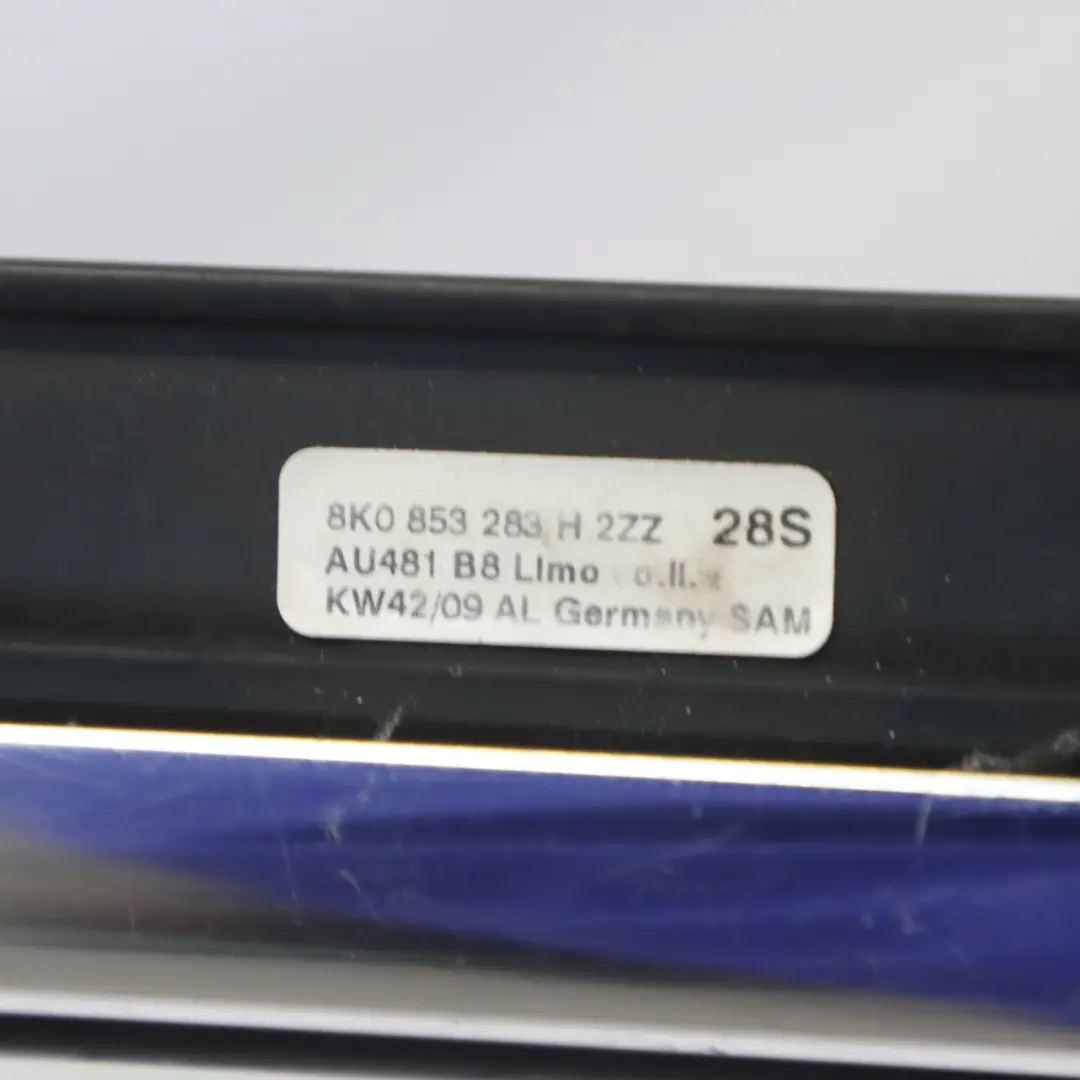 Ventana Delantera Sello Puerta Junta Tira Izquierda para Audi A4 B8 con número de pieza 8K0853283H Audi A4 B8 Ventana Delantera Sello Puerta Junta Tira Izquierda - SKU 8K0853283H - Número de pieza 8K0853283H