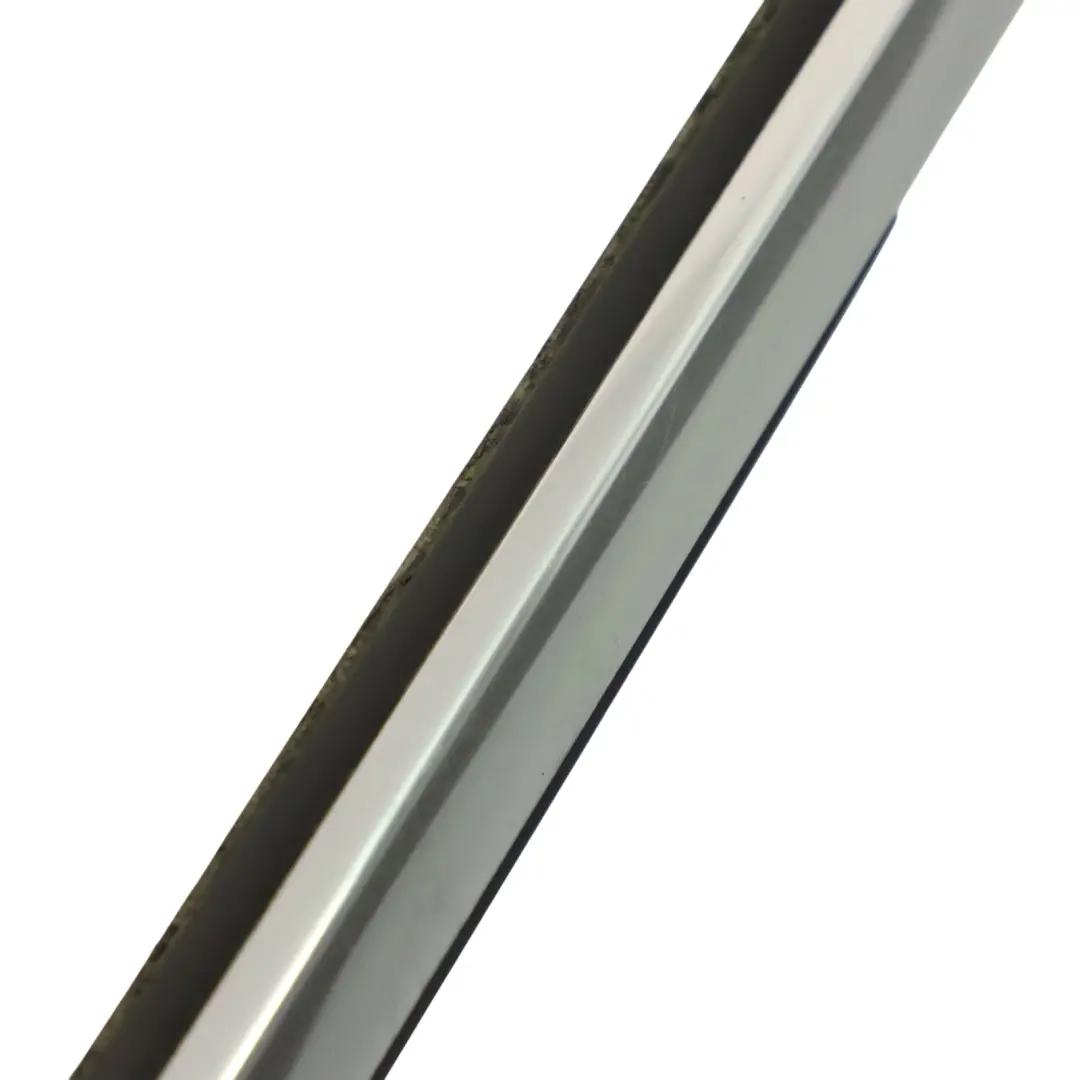 Burlete exterior para ventana puerta delantera Izquierda para Audi A4 B8 con número de pieza 8K0853283J Audi A4 B8 Burlete exterior para ventana puerta delantera Izquierda - SKU 8K0853283J - Número de pieza 8K0853283J