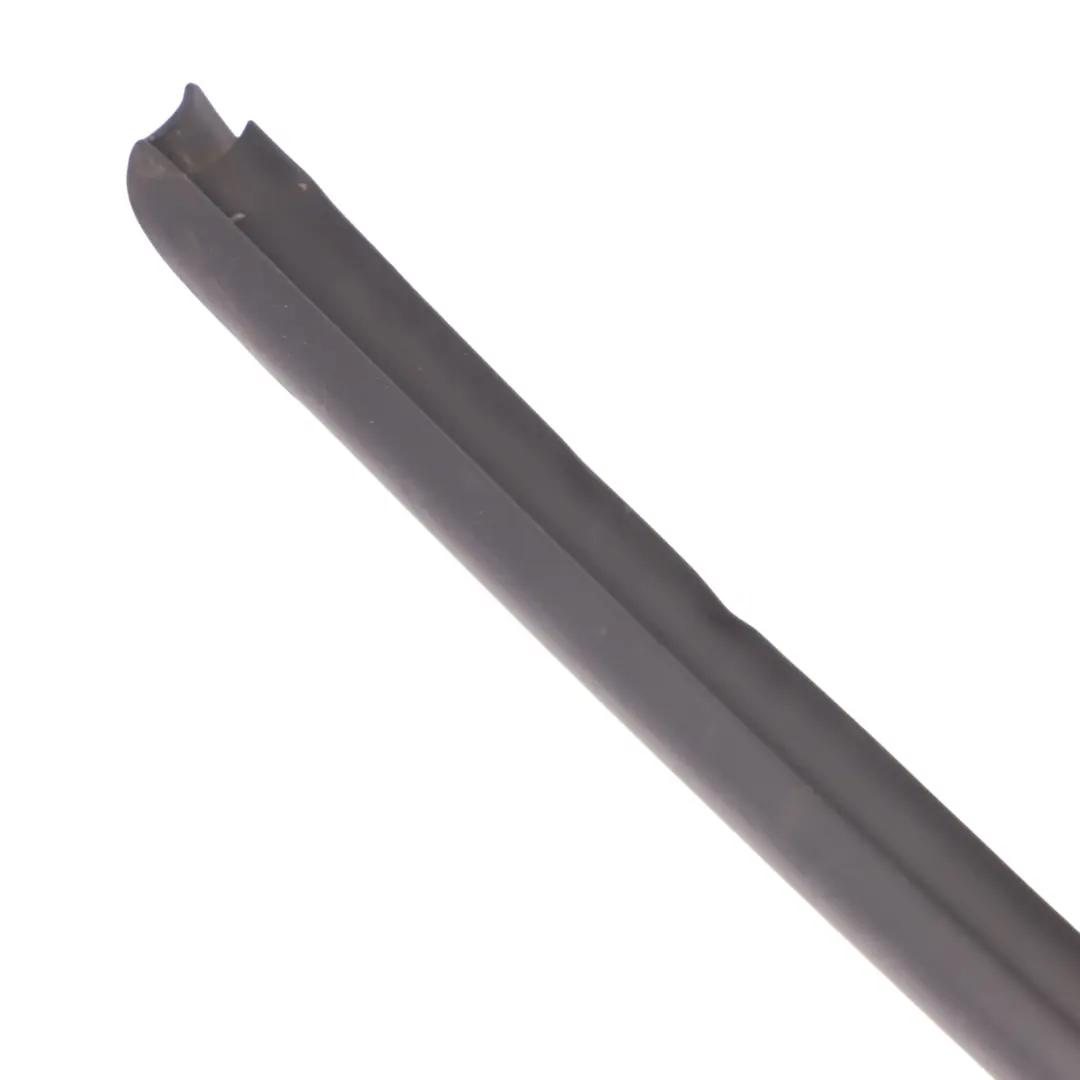 Deflettore Anteriore Vento Parabrezza Sinistro Striscia per Audi A4 B8 con numero di parte 8K0854327 Audi A4 B8 Deflettore Anteriore Vento Parabrezza Sinistro Striscia - SKU 8K0854327 - Numero di parte 8K0854327