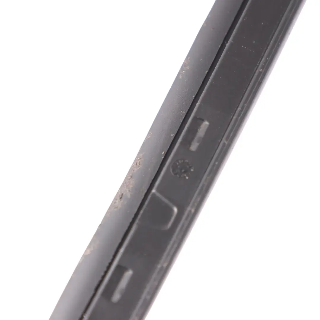 Audi A4 B8 Listwa Ozdobna Zbierająca Szyby Przód Lewo - SKU 8K0854327 - Numer Części 8K0854327