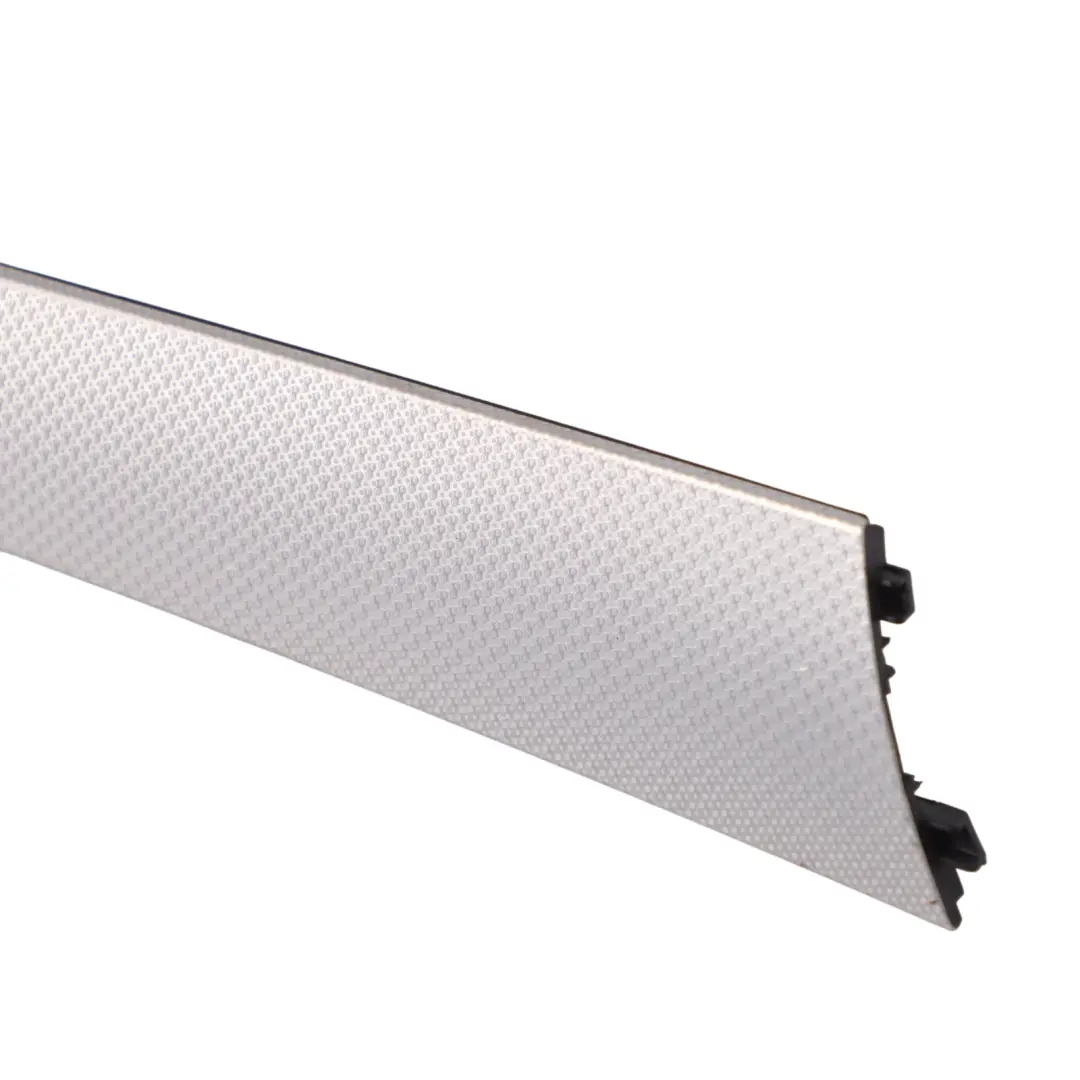 Rivestimento porta anteriore sinistro Striscia alluminio per Audi A4 B8 con numero di parte 8K0867409A Audi A4 B8 Rivestimento porta anteriore sinistro Striscia alluminio - SKU 8K0867409A - Numero di parte 8K0867409A