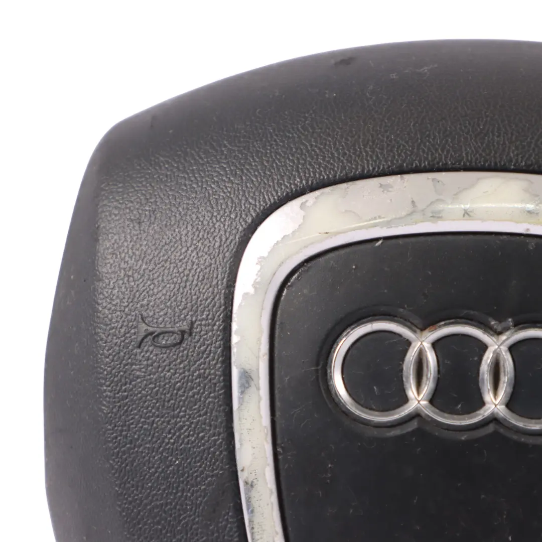 Poduszka Powietrzna Airbag Kierowcy Kierownicy 8K0880201A do Audi A4 B8 o numerze 8K0880201A-1 Audi A4 B8 Poduszka Powietrzna Airbag Kierowcy Kierownicy 8K0880201A - SKU 8K0880201A-1 - Numer Części 8K0880201A-1