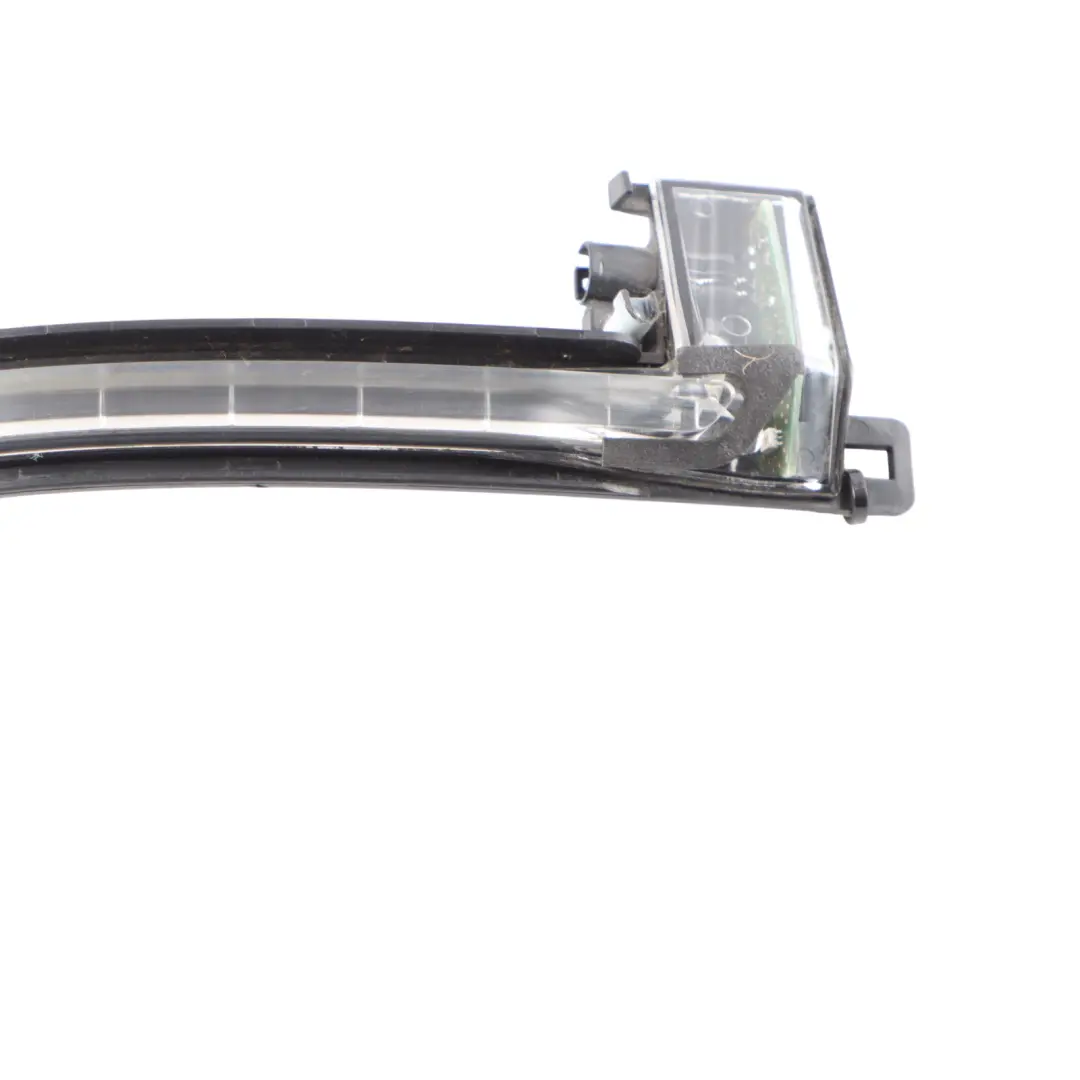 Außen Spiegel Blinker Wiederholung Marker Rechts für Audi Q3 8U mit Teilenummer 8K0949102 Audi Q3 8U Außen Spiegel Blinker Wiederholung Marker Rechts - SKU 8K0949102 - Teilenummer 8K0949102