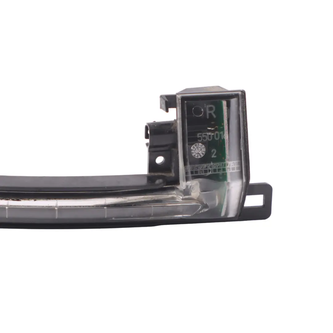 Rétroviseur Indicateur Avant Droit pour Audi A6 C6 à propos du numéro de pièce 8K0949102A Audi A6 C6 Rétroviseur Indicateur Avant Droit - SKU 8K0949102A - Numéro de pièce 8K0949102A