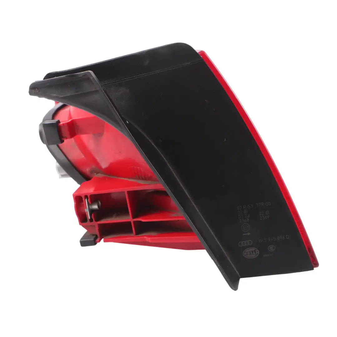 panneau latéral du feu arrière droit pour Audi A4 B8 Saloon à propos du numéro de pièce 8K5945096D Audi A4 B8 Saloon panneau latéral du feu arrière droit - SKU 8K5945096D-1 - Numéro de pièce 8K5945096D