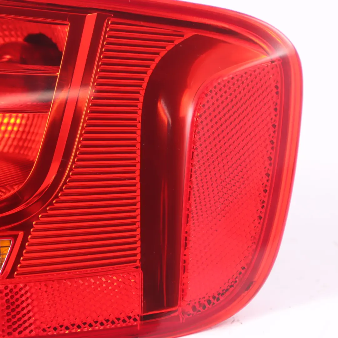Audi A4 B8 Limousine Hinten Rechts Lampe Rücklicht Seitenwand - SKU 8K5945096D-1 - Teilenummer 8K5945096D