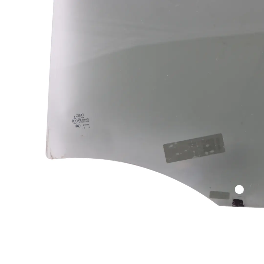 Vetro Laterale Della Porta Posteriore Sinistra AS3 per Audi RS4 B8 con numero di parte 8K9845205C Audi RS4 B8 Vetro Laterale Della Porta Posteriore Sinistra AS3 - SKU 8K9845205C - Numero di parte 8K9845205C