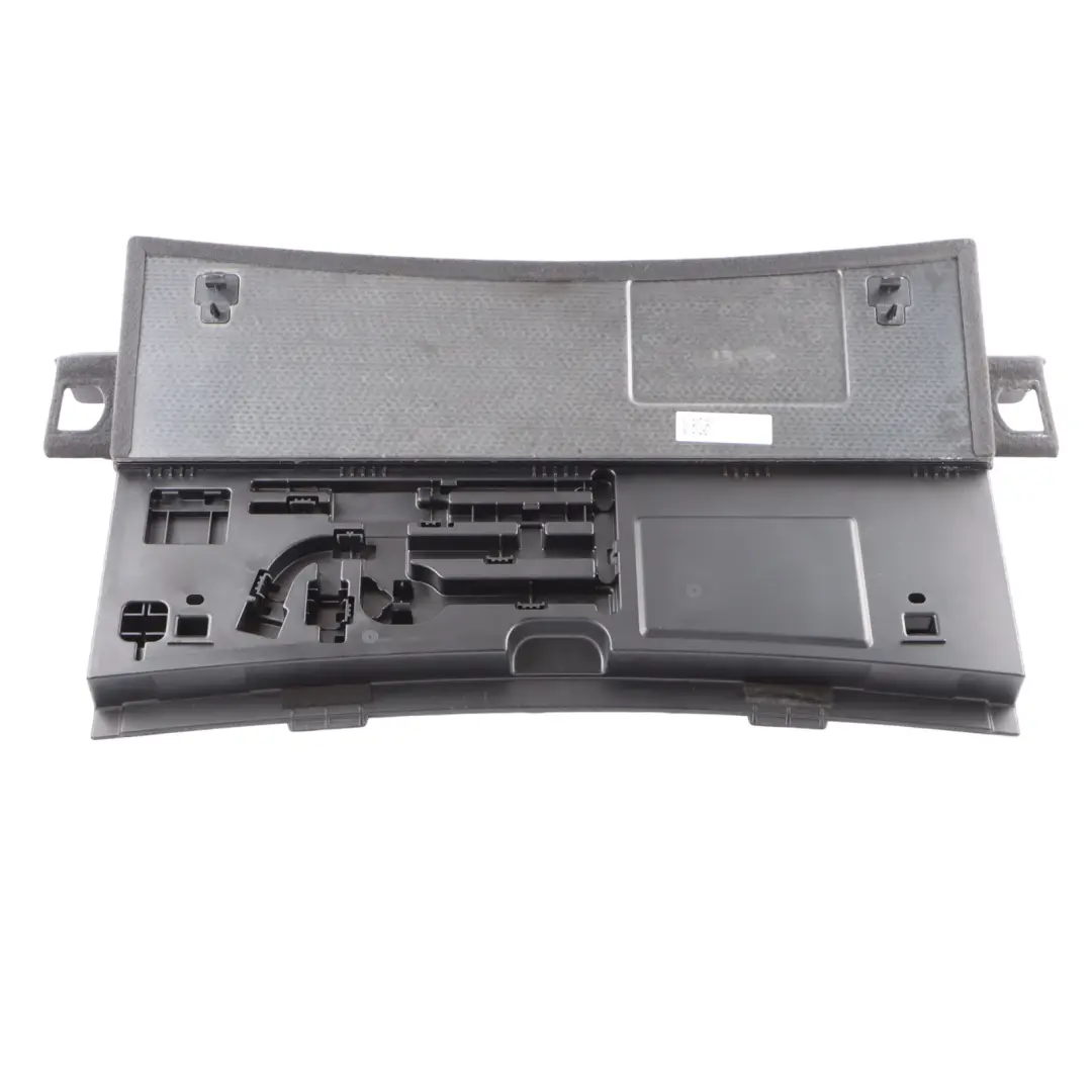 Kit Attrezzi Bagagliaio Posteriore Per Tappetino Vano per Audi RS4 B8 con numero di parte 8K9861529D Audi RS4 B8 Kit Attrezzi Bagagliaio Posteriore Per Tappetino Vano - SKU 8K9861529D - Numero di parte 8K9861529D