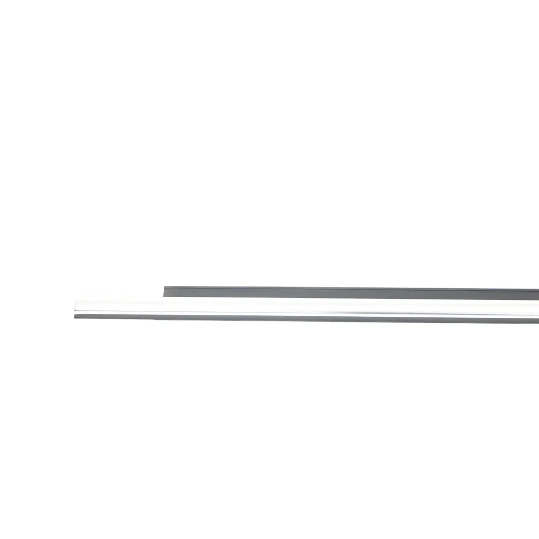 Joint de vitre avant Porte gauche Bande de joint pour Audi Q5 8R à propos du numéro de pièce 8R0853283F Audi Q5 8R Joint de vitre avant Porte gauche Bande de joint - SKU 8R0853283F - Numéro de pièce 8R0853283F