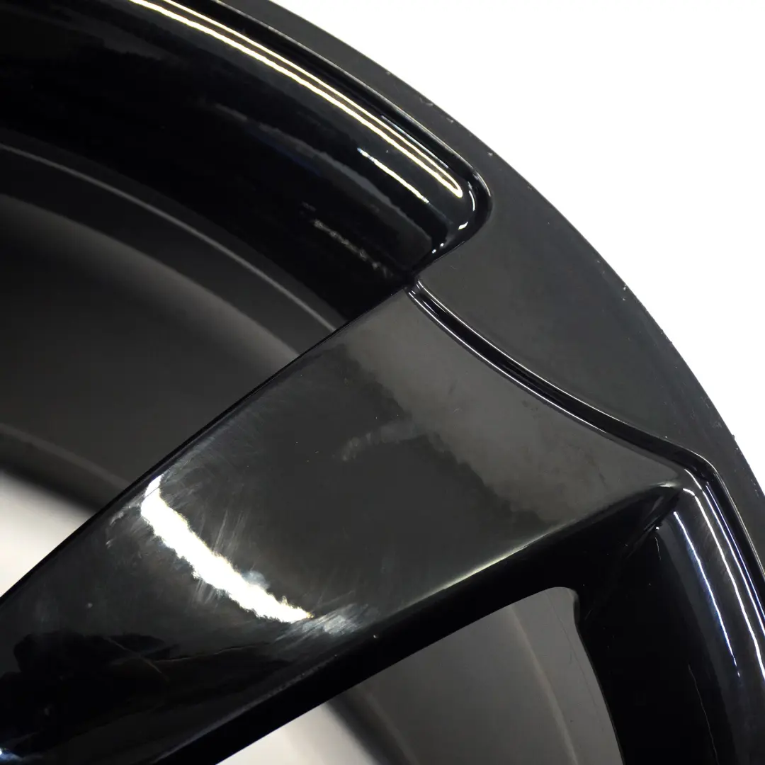 Czarna Felga Aluminiowa 20" 9J ET:26 8T0601025DH do Audi A5 8T o numerze 8T0601025DH-1 Audi A5 8T Czarna Felga Aluminiowa 20" 9J ET:26 8T0601025DH - SKU 8T0601025DH-1 - Numer Części 8T0601025DH-1