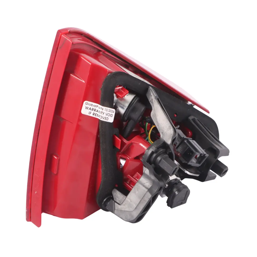 Audi A5 8T Feu arrière Feu arrière intérieur Hatch gauche - SKU 8T0945093A-1 - Numéro de pièce 8T0945093A