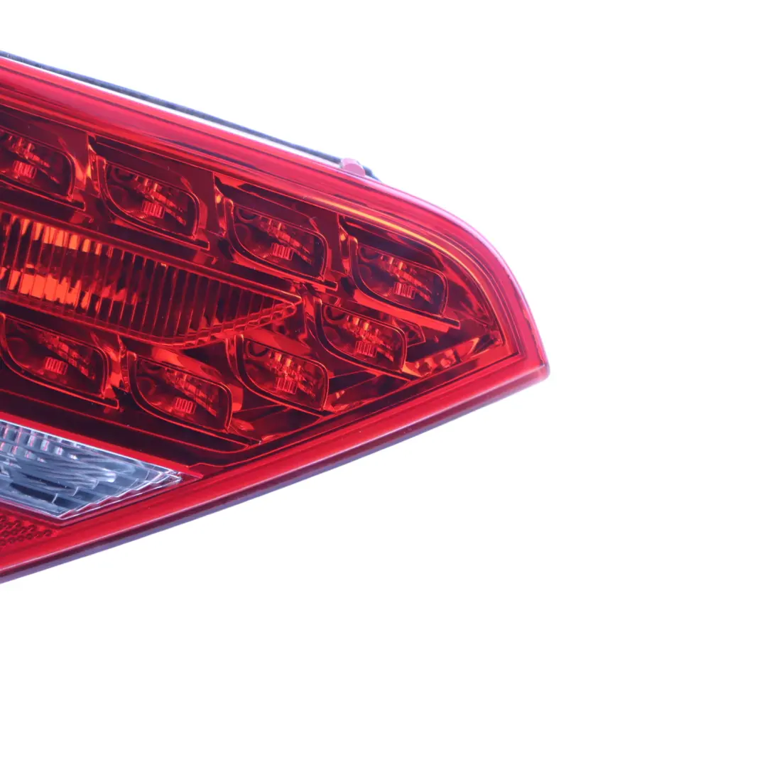 Audi S5 8T Feu Arrière LED Pour Hayon Intérieur Gauche - SKU 8T0945093A - Numéro de pièce 8T0945093A
