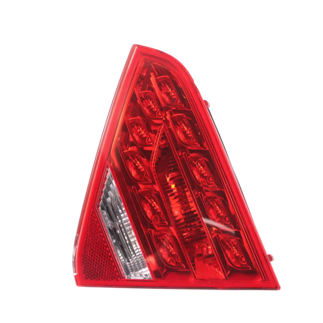Światło Lampa Prawy Tył Tylna do Audi A5 8T o numerze 8T0945094A Audi A5 8T Światło Lampa Prawy Tył Tylna - SKU 8T0945094A-1 - Numer Części 8T0945094A