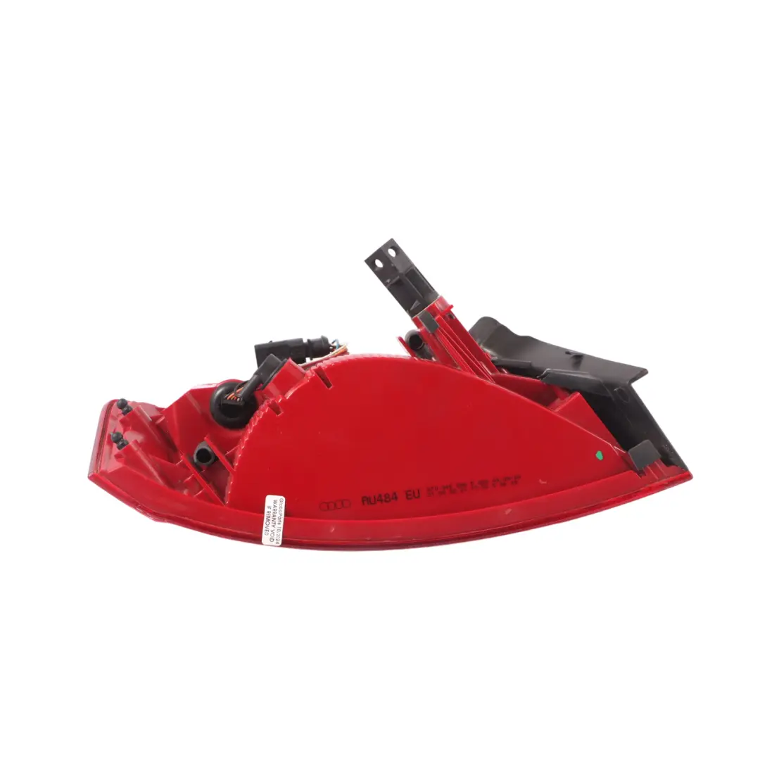 Audi A5 8T Lampa Tylna Zewnętrzna Tył Prawo - SKU 8T0945096D-1 - Numer Części 8T0945096D