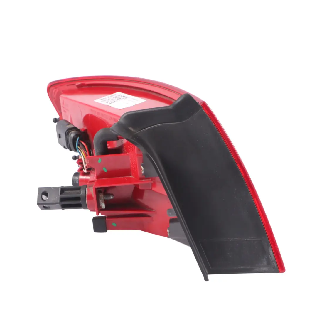 Lamp Tail Light Outer Side Fender Right O/S to Audi A5 8T Rear with Part number 8T0945096D Audi A5 8T Rear Lamp Tail Light Outer Side Fender Right O/S - SKU 8T0945096D-1 - Part number 8T0945096D