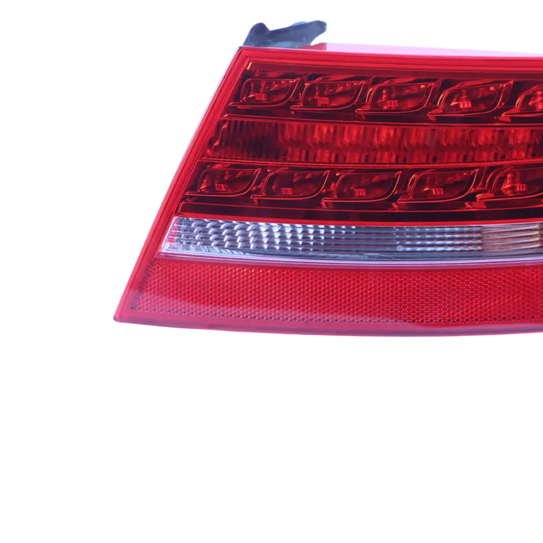Audi A5 8T Fanale Posteriore Posteriore Esterno Parafango Destro - SKU 8T0945096D - Numero di parte 8T0945096D