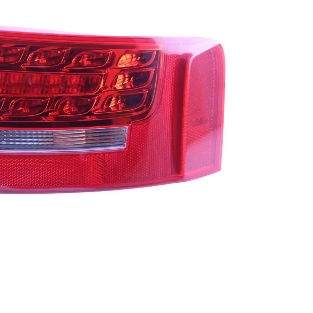 Audi A5 8T Fanale Posteriore Posteriore Esterno Parafango Destro - SKU 8T0945096D - Numero di parte 8T0945096D