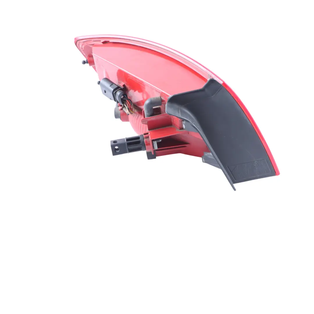 Audi A5 8T Feu Arrière Extérieur Droit - SKU 8T0945096D - Numéro de pièce 8T0945096D
