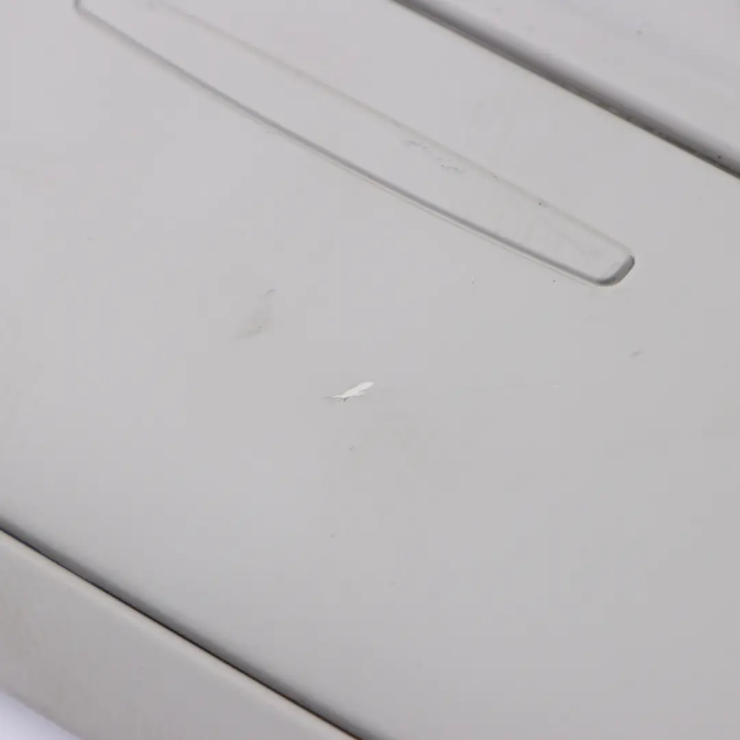 Audi A4 B8 Luce da tetto anteriore Lampada di lettura Occhiali sole - SKU 8T0947135A - Numero di parte 8T0947135A