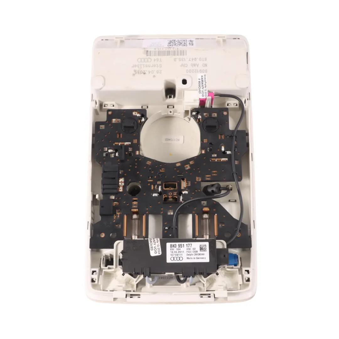 Audi A5 8T Plafond avant Toit Lampe lecture courtoisie intérieure 8T0947135BF - SKU 8T0947135B-1 - Numéro de pièce 8T0947135B-1