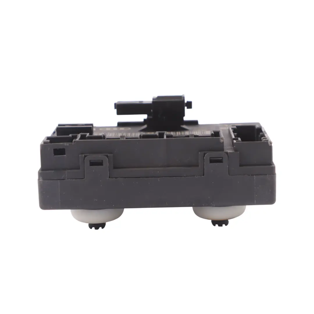 Module de contrôle de la porte avant côté passager droit 8T0959792Q pour Audi A5 8T à propos du numéro de pièce 8T0959792P Audi A5 8T Module de contrôle de la porte avant côté passager droit 8T0959792Q - SKU 8T0959792P - Numéro de pièce 8T0959792P