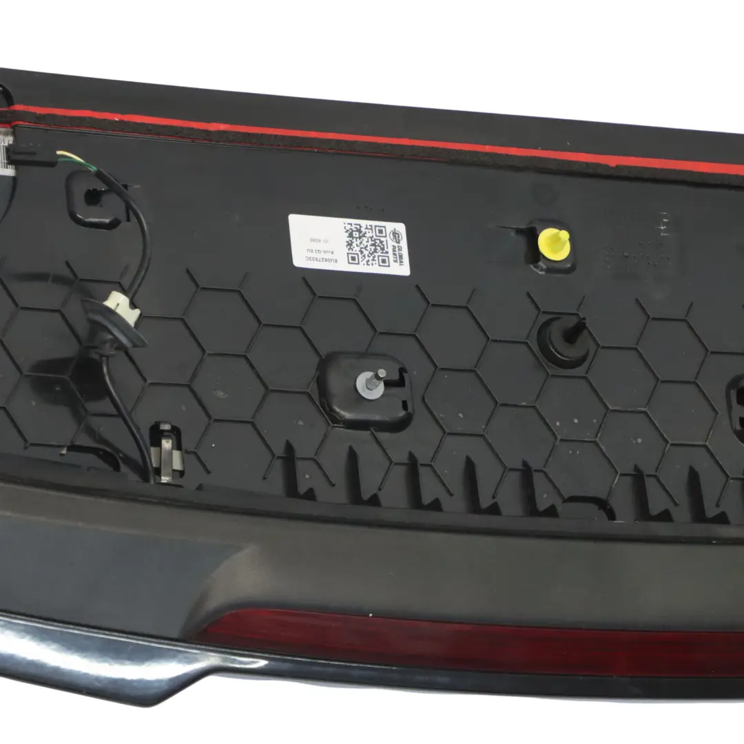 AUDI Q3 8U Spoiler portellone posteriore nero brillante LY9B - SKU 8U0827933C-BBL - Numero di parte 8U0827933C