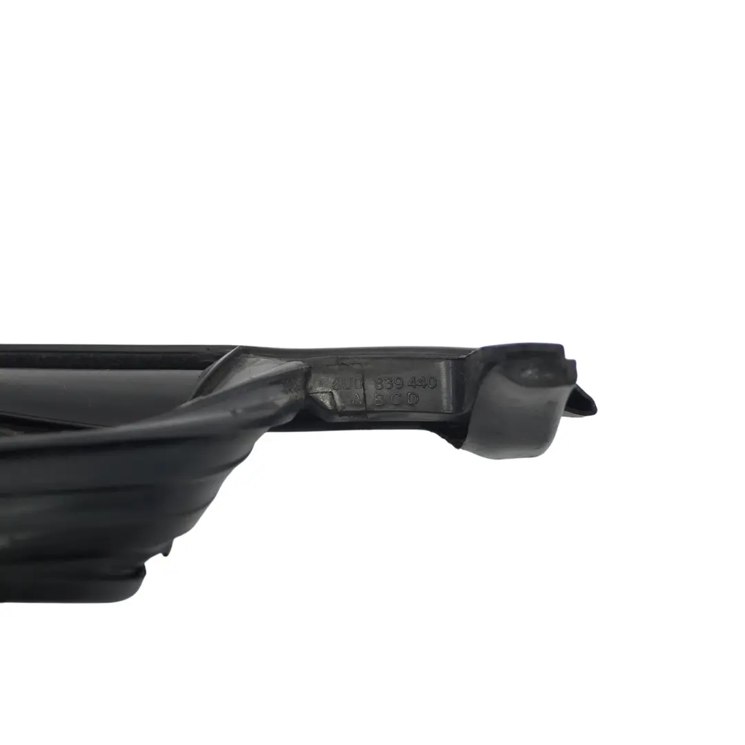Junta de goma de la guía interior ventana trasera izquierda para Audi Q3 8U con número de pieza 8U0839440 Audi Q3 8U Junta de goma de la guía interior ventana trasera izquierda - SKU 8U0839440 - Número de pieza 8U0839440