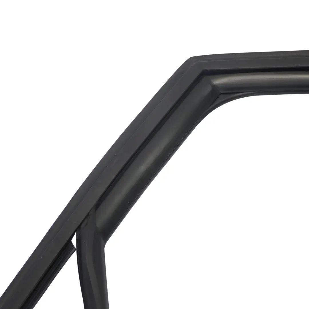 Audi Q3 8U lunotto posteriore guida guarnizione guarnizione sinistra - SKU 8U0839440 - Numero di parte 8U0839440