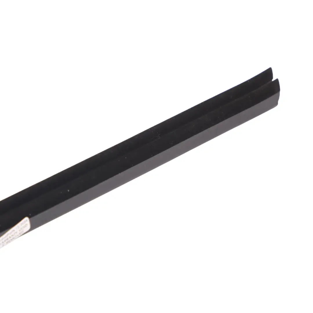 Audi Q3 8U Window Seal Door Rear Left N/S Sealing Gasket Rubber - SKU 8U0839479 - Part number 8U0839479