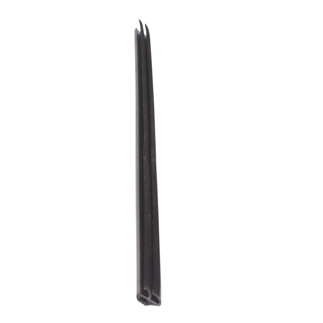 Audi Q3 8U Window Seal Door Rear Left N/S Sealing Gasket Rubber - SKU 8U0839479 - Part number 8U0839479