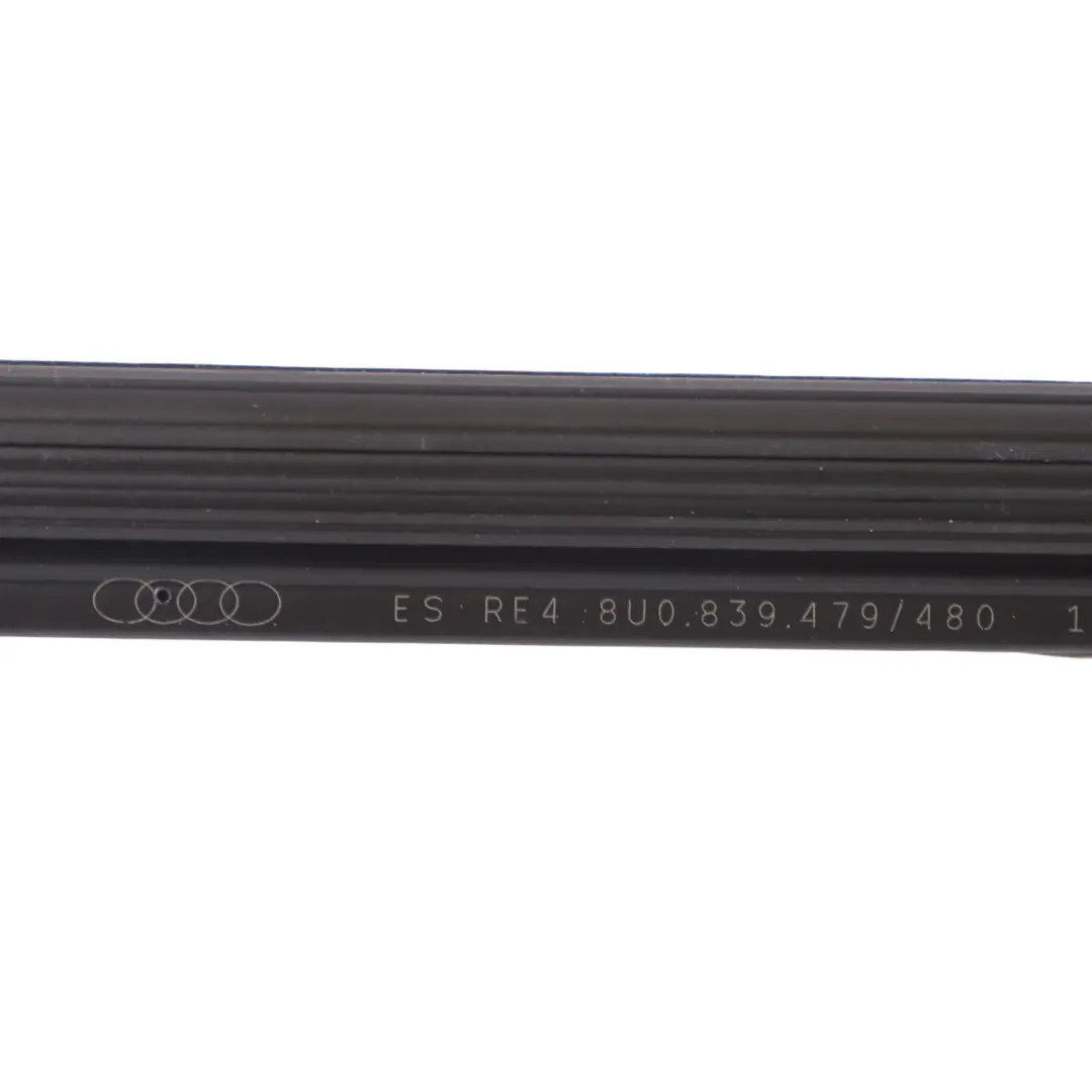 guarnizione finestra porta posteriore sinistra tenuta gomma per Audi Q3 8U con numero di parte 8U0839479 Audi Q3 8U guarnizione finestra porta posteriore sinistra tenuta gomma - SKU 8U0839479 - Numero di parte 8U0839479