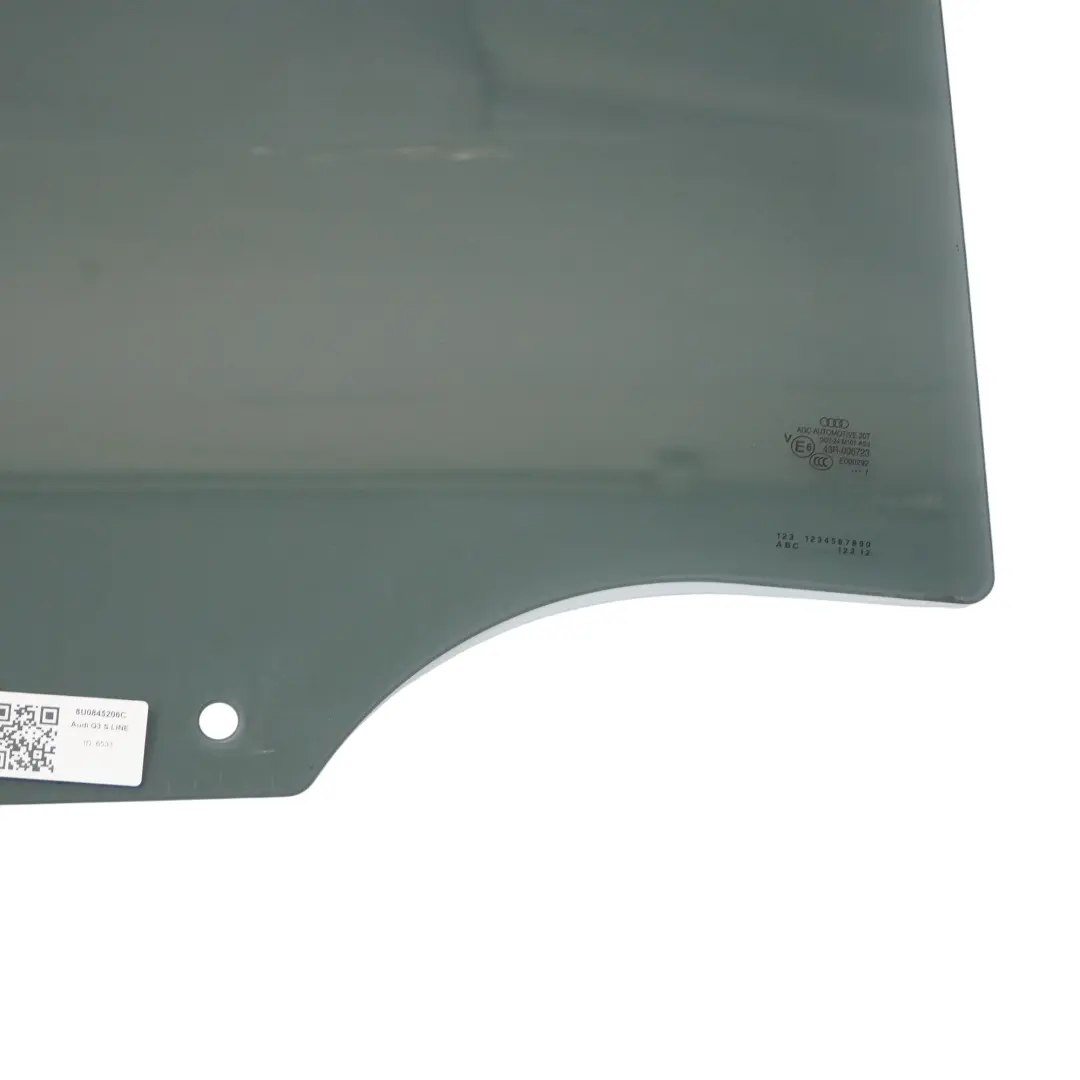 Vetro Laterale Porta Posteriore Destra Colorato AS3 per Audi Q3 8U con numero di parte 8U0845206C Audi Q3 8U Vetro Laterale Porta Posteriore Destra Colorato AS3 - SKU 8U0845206C - Numero di parte 8U0845206C
