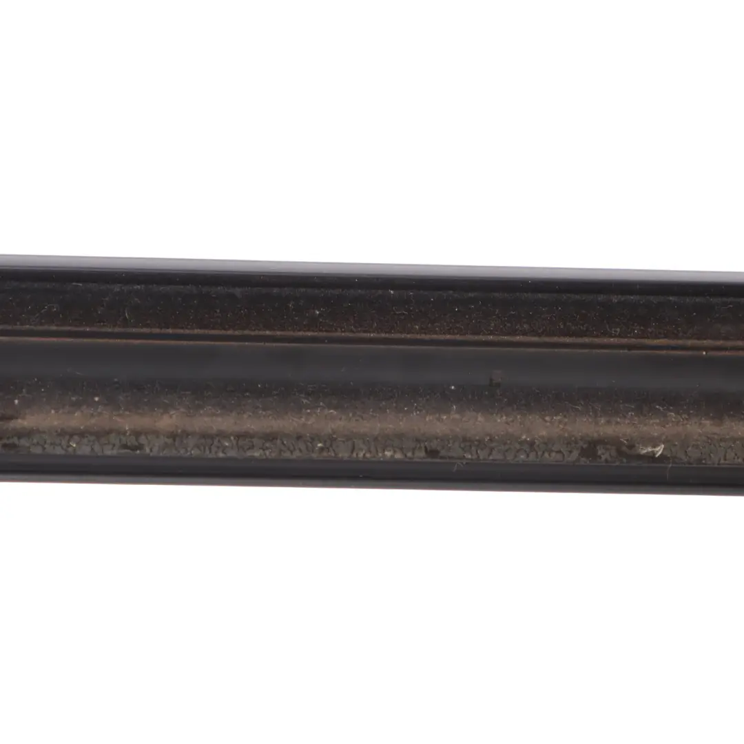 Moldura ventana puerta tira trasera izquierda alto brillo para Audi Q3 8U con número de pieza 8U0853763F Audi Q3 8U Moldura ventana puerta tira trasera izquierda alto brillo - SKU 8U0853763F - Número de pieza 8U0853763F