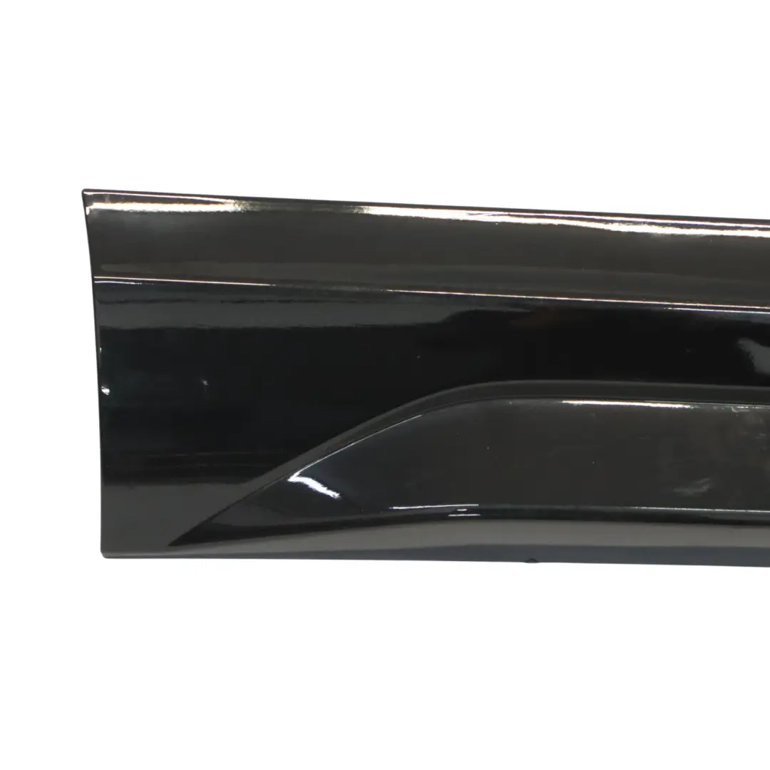 Audi Q3 8U Hintere Türverkleidung Untere Zierleiste Rechts Daytona Grau - Z7S - SKU 8U0853970R-DGR - Teilenummer 8U0853970R