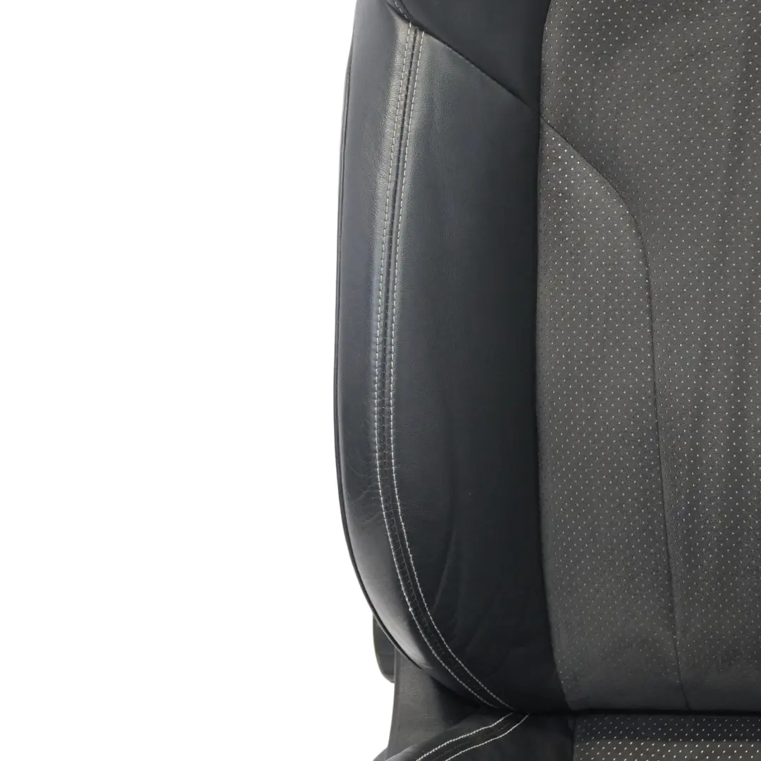 Siège sport avant droit S-Line chauffant mi-cuir noir argenté pour Audi Q3 8U à propos du numéro de pièce 8U0881806AL Audi Q3 8U Siège sport avant droit S-Line chauffant mi-cuir noir argenté - SKU 8U0881806AL-2 - Numéro de pièce 8U0881806AL