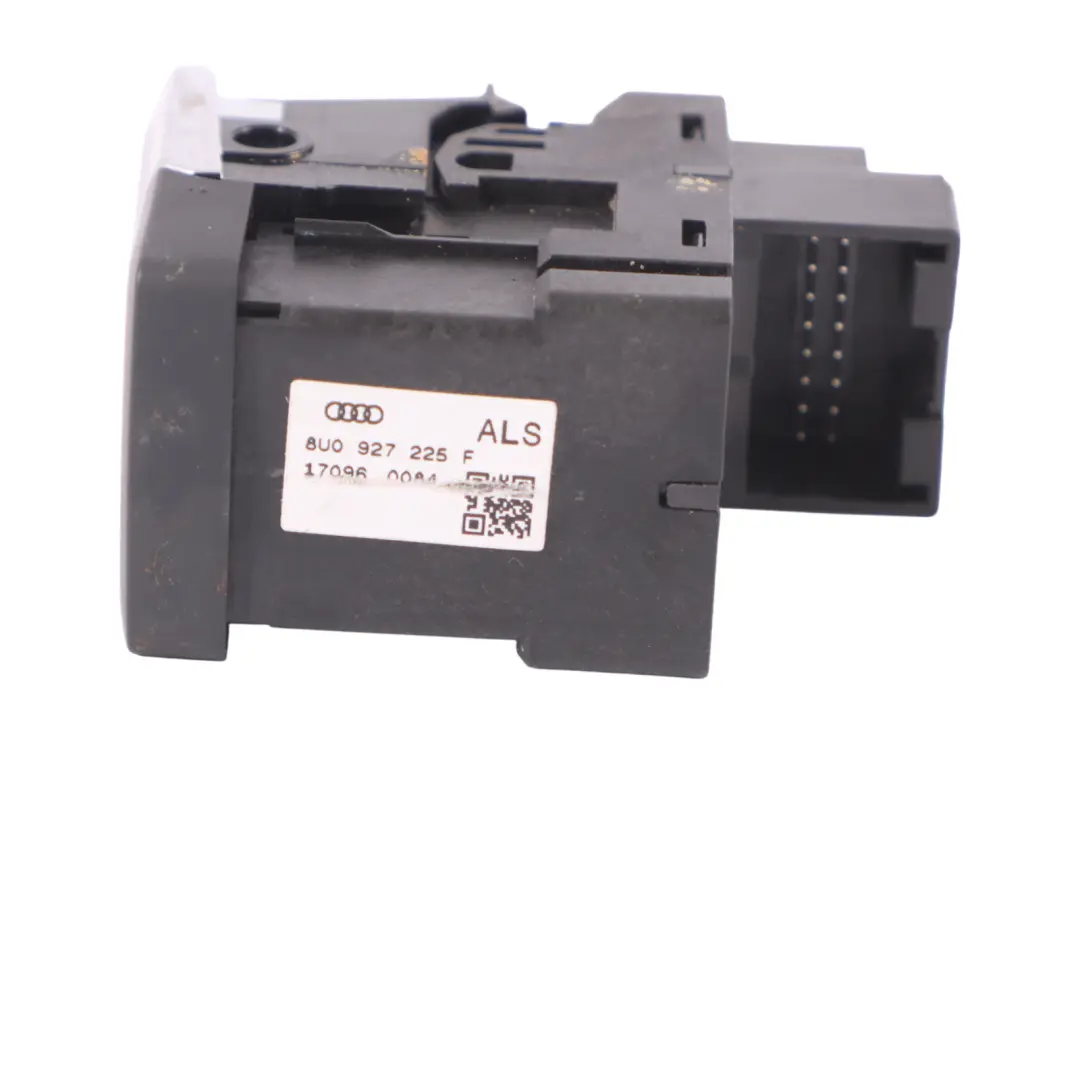 Audi Q3 S Line Interrupteur Parking Frein électrique Bouton frein - SKU 8U0927225F - Numéro de pièce 8U0927225F