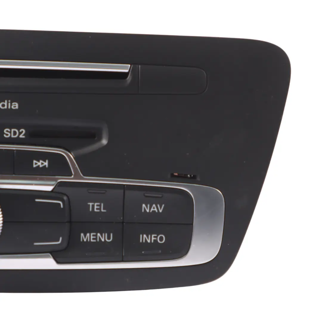 RMC Panel de Control Multimedia Radio Sat Nav SD Card Audi Q3 8U - SKU 8U1035192D - Número de pieza 8U1035192D