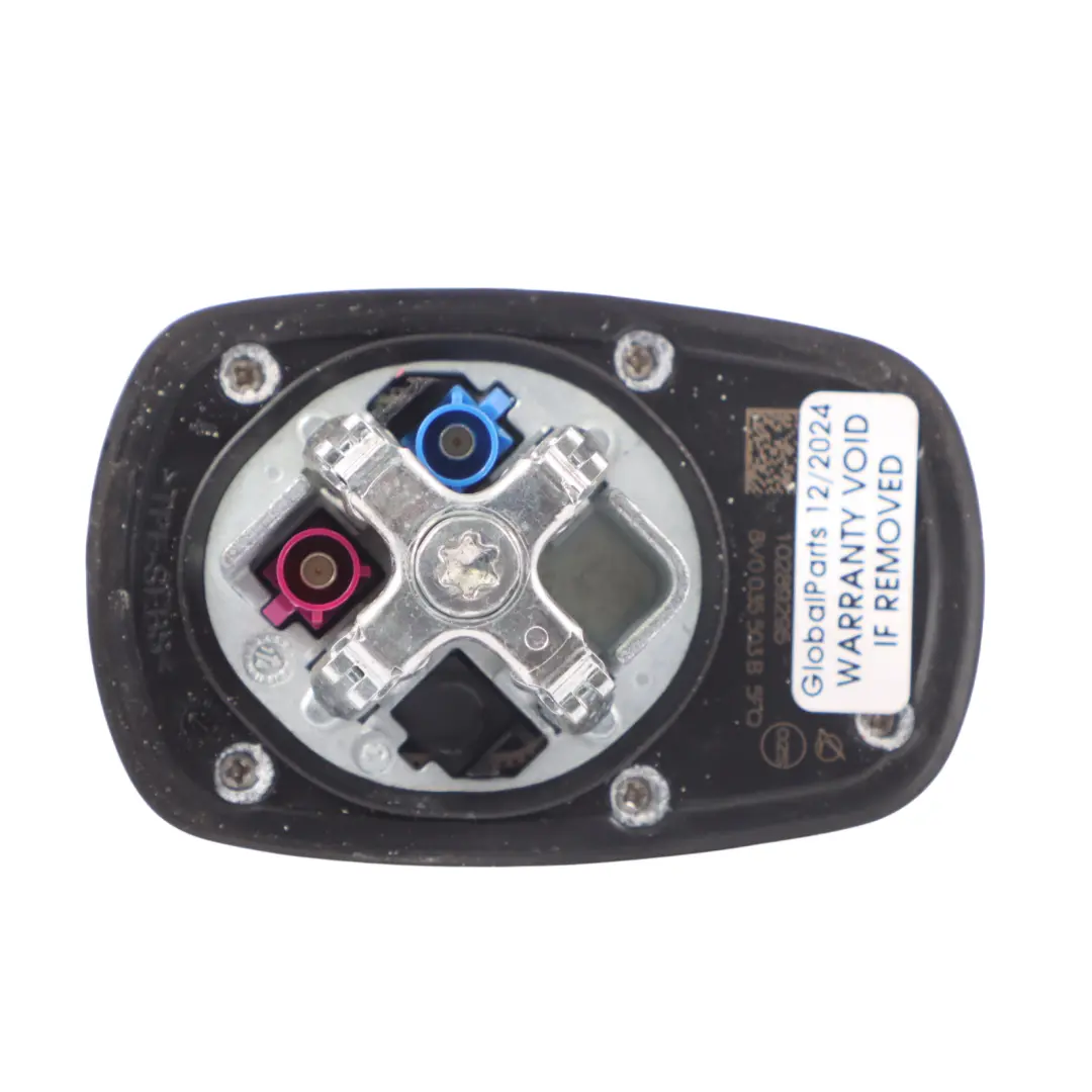 Antena Dachowa Rekinek Radia GPS do Audi A3 8V o numerze 8V0035503B Audi A3 8V Antena Dachowa Rekinek Radia GPS - SKU 8V0035503B - Numer Części 8V0035503B