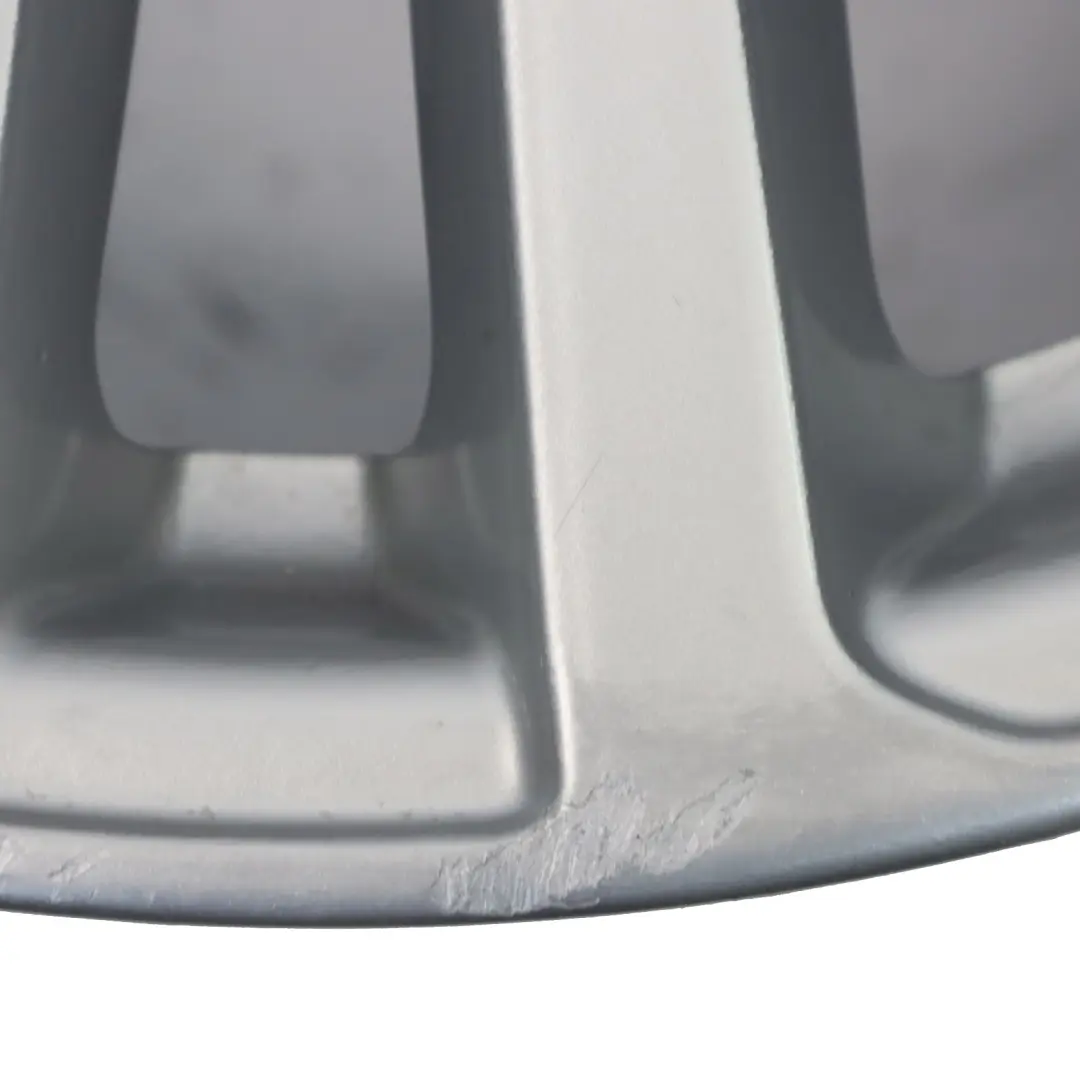 Llanta de aleación plateada Audi A3 8V 18" 8J ET46 Star Spoke 8V0601025BC para con número de pieza 8V0601025BC-1 Llanta de aleación plateada Audi A3 8V 18" 8J ET46 Star Spoke 8V0601025BC - SKU 8V0601025BC-1 - Número de pieza 8V0601025BC-1