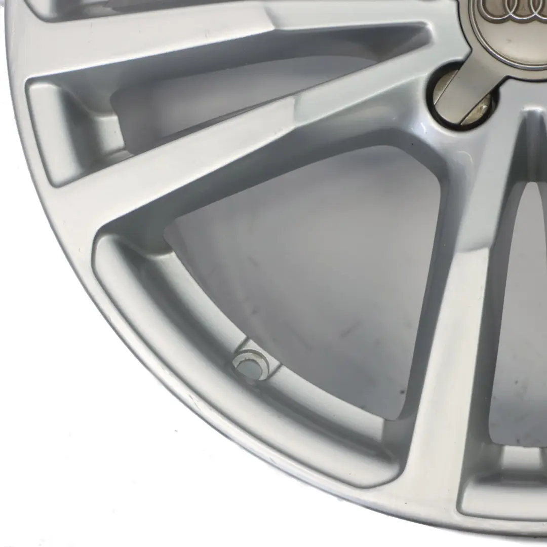 Silberne Leicht Metall Felge 18" 8J ET46 Sternspeiche für Audi A3 8V mit Teilenummer 8V0601025BC Audi A3 8V Silberne Leicht Metall Felge 18" 8J ET46 Sternspeiche - SKU 8V0601025BC-2 - Teilenummer 8V0601025BC