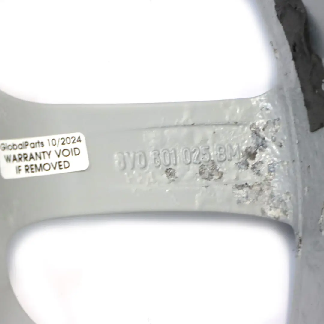 Alloy Rim 16" 6.5J ET46 8V0601025BM to Audi A3 8V Silver Wheel with Part number 8V0601025BM-4 Audi A3 8V Silver Wheel Alloy Rim 16" 6.5J ET46 8V0601025BM - SKU 8V0601025BM-4 - Part number 8V0601025BM-4