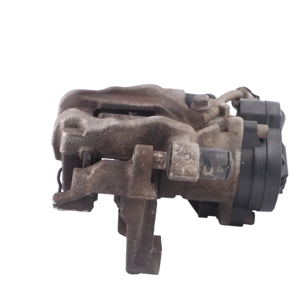 VW Volkswagen Golf Sportsvan Boîtier d'étrier de frein arrière droit - SKU 8V0615424D - Numéro de pièce 8V0615424D