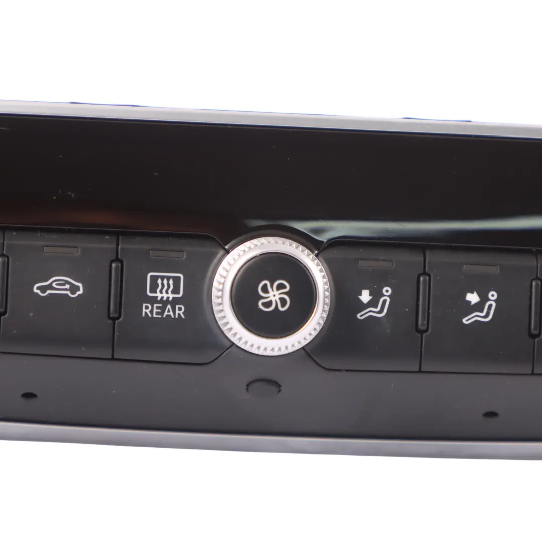 Audi A3 8V Panneau de contrôle Climatronic A/C - SKU 8V0820043D - Numéro de pièce 8V0820043D