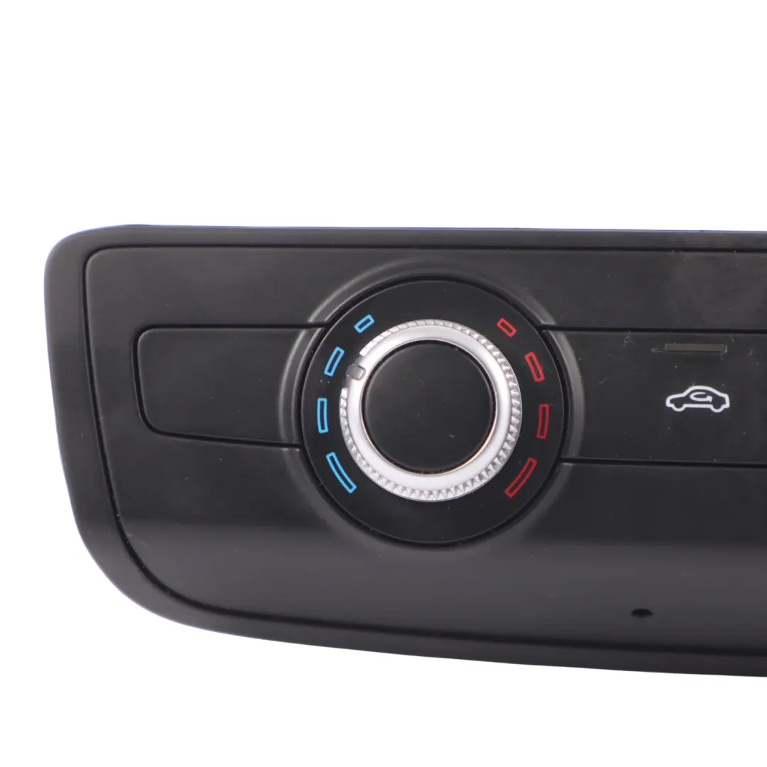 Unidad control climatizador panel aire acondicionado Audi A3 8V para con número de pieza 8V0820047D Unidad control climatizador panel aire acondicionado Audi A3 8V - SKU 8V0820047D - Número de pieza 8V0820047D